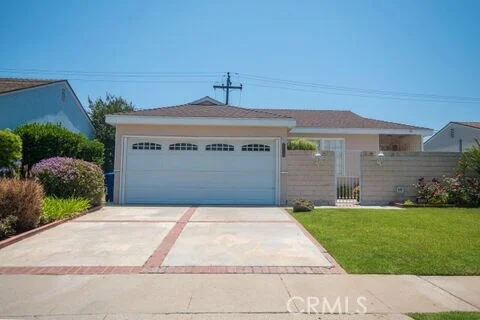 4328 Levelside, Lakewood, CA 90712