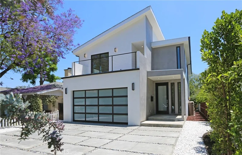 4652 Norwich, Sherman Oaks, CA 91403