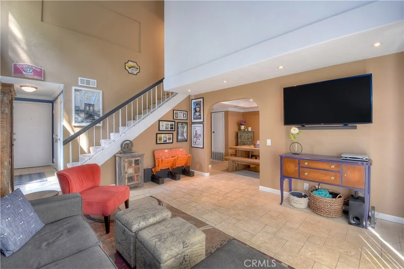 513 Lazy Creek #111, Fullerton, CA 92831
