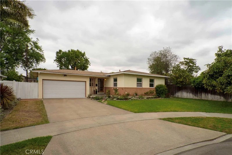 417 Oakmont, Orange, CA 92867