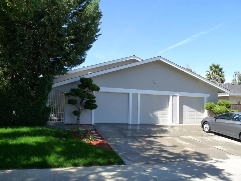 Hillview Avenue 1, San Jose, CA 95123