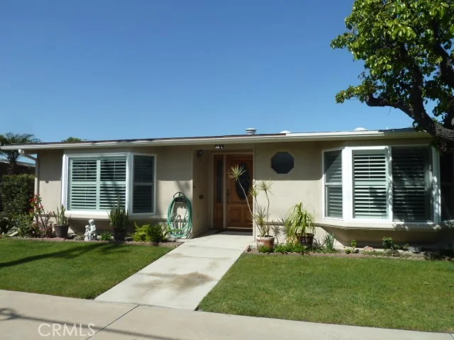 1240 1240 Scioto #M9-228-L, Seal Beach, CA 90740