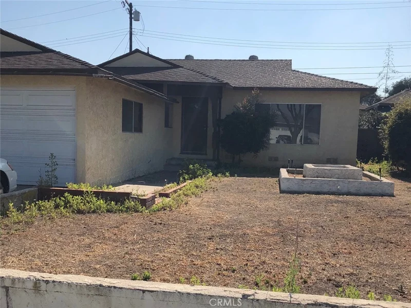 12319 Telechron, Whittier, CA 90605