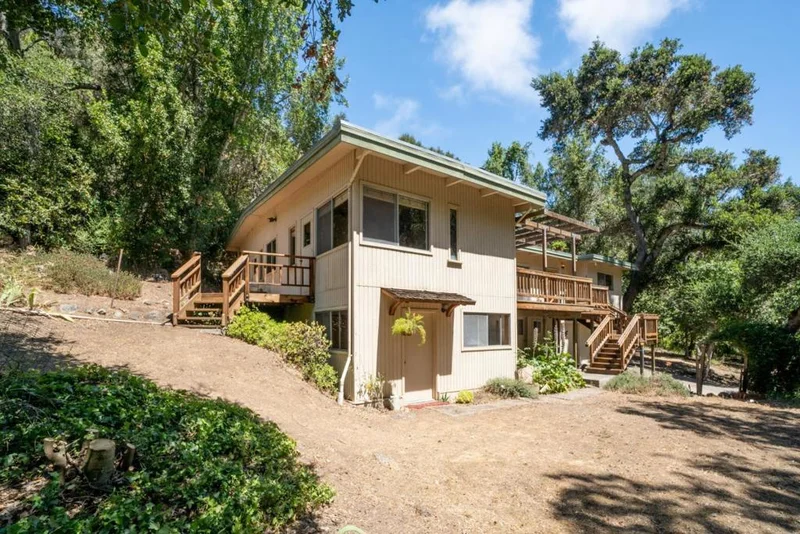 79 Hitchcock, Carmel Valley, CA 93924