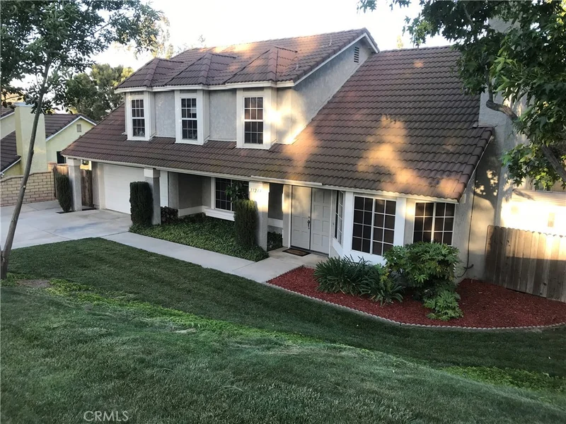 11264 Clara, Riverside, CA 92505