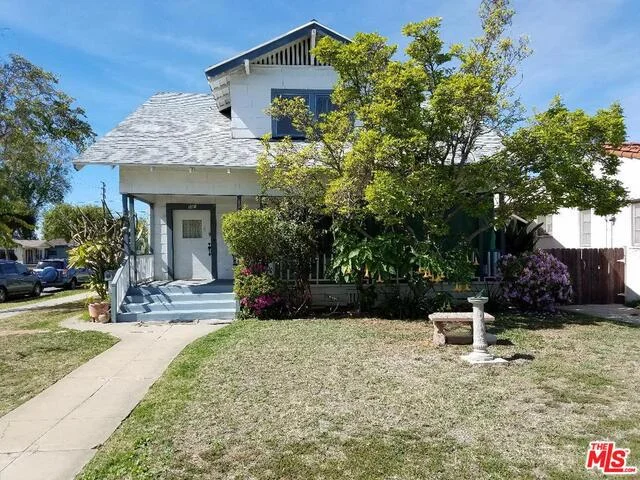 301 N Huntington Avenue, Monterey Park, CA 91754
