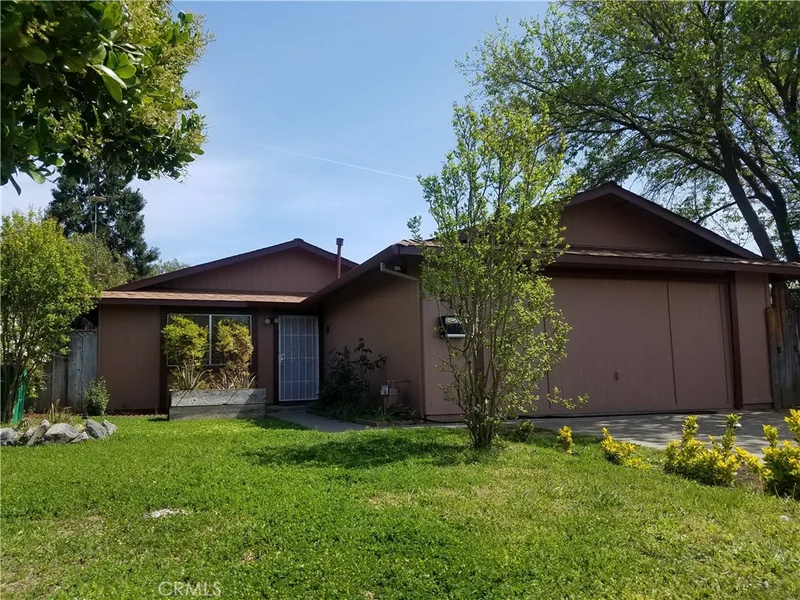 417 8th, Orland, CA 95963