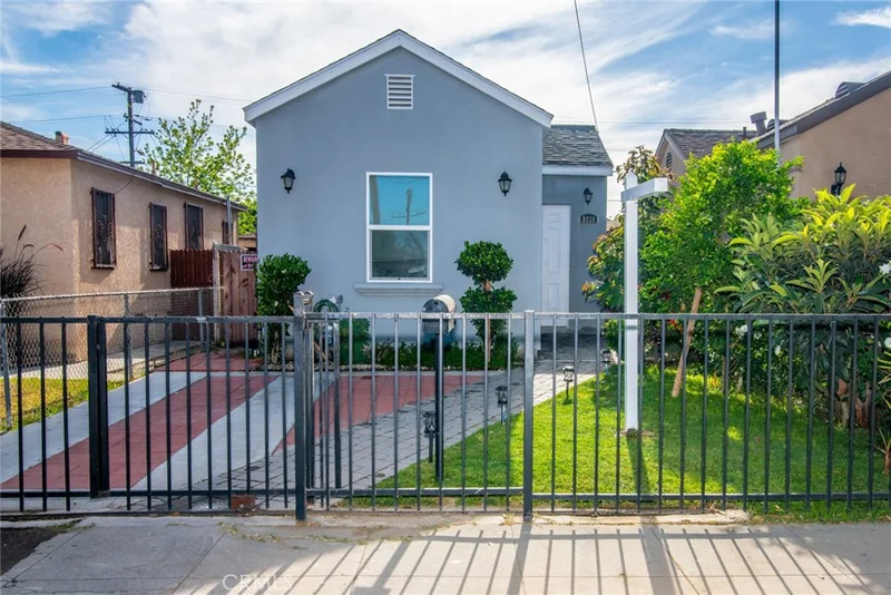 8629 Elm, Los Angeles, CA 90002