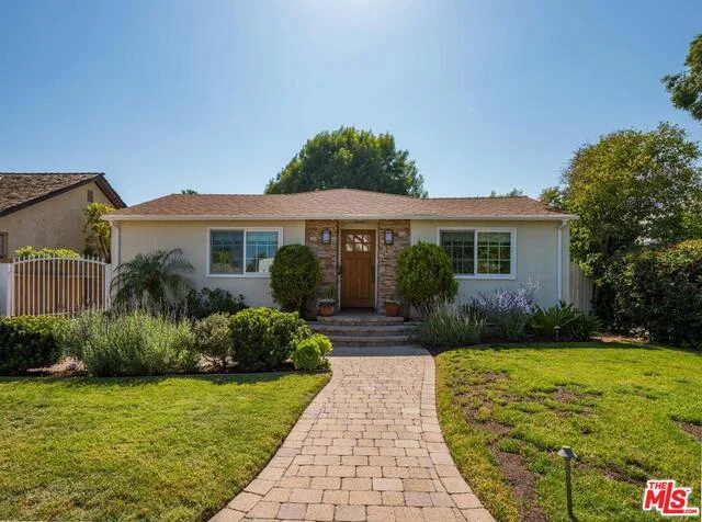 4537 Calhoun, Sherman Oaks, CA 91423