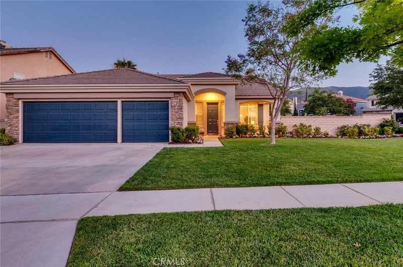 4258 Floyd, Corona, CA 92883