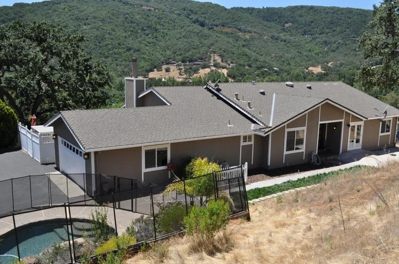 12230 Calle Uvas, Gilroy, CA 95020