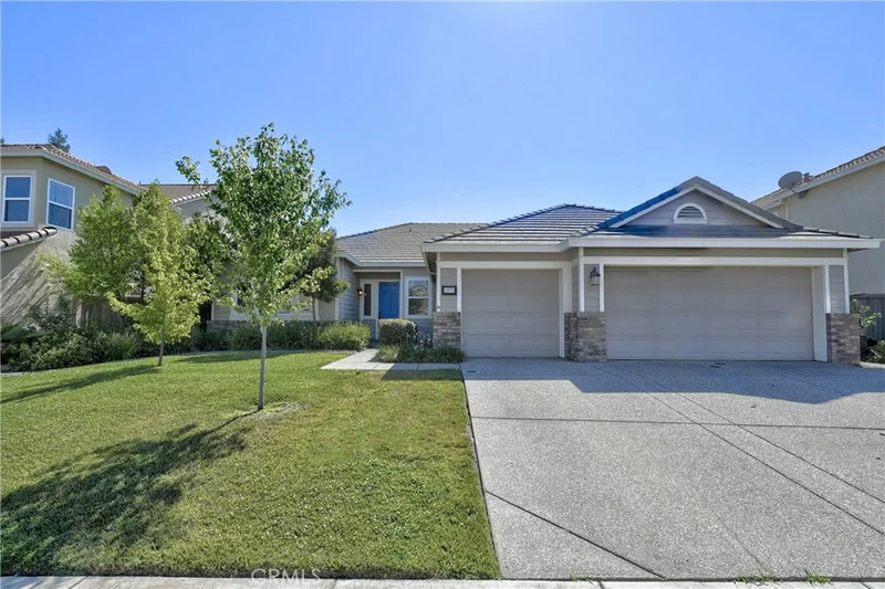 1870 Indiana, Gridley, CA 95948