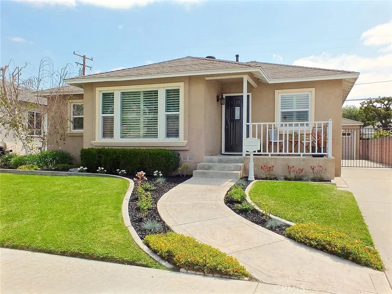 4638 Hackett, Lakewood, CA 90713