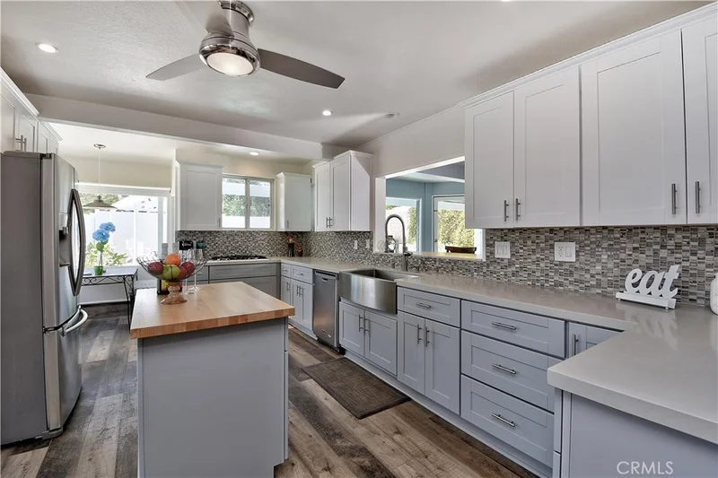 25511 Mcintyre, Laguna Hills, CA 92653