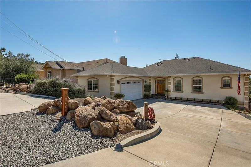 18465 Park Point, Hidden Valley Lake, CA 95467