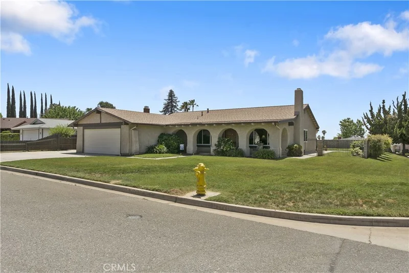 1240 Maverick, Calimesa, CA 92320