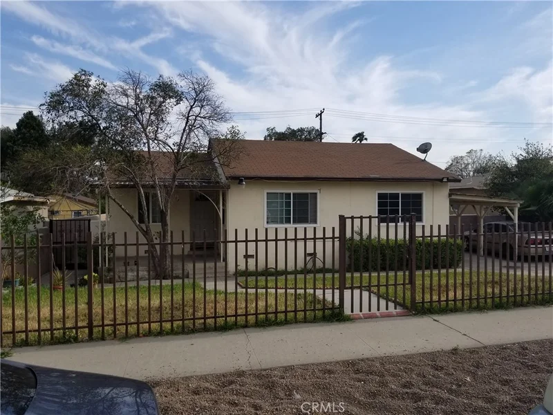 2717 Etiwanda, Rialto, CA 92376