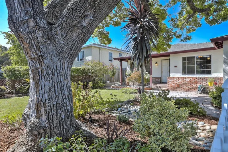 10 Greenwood Lane, Redwood City, CA 94063