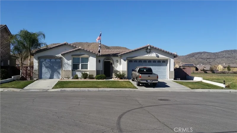 632 White Oak, San Jacinto, CA 92582