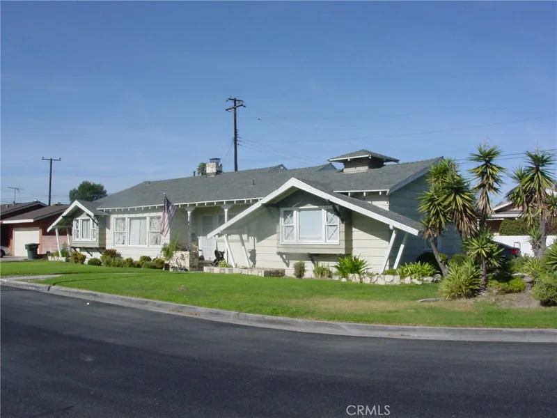 10115 Hegel, Bellflower, CA 90706