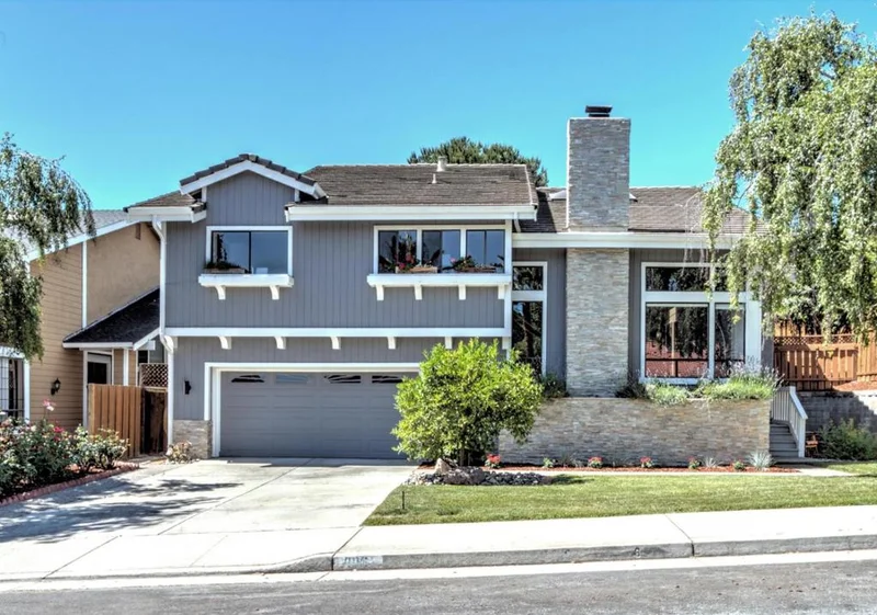 906 Bowen, San Jose, CA 95123