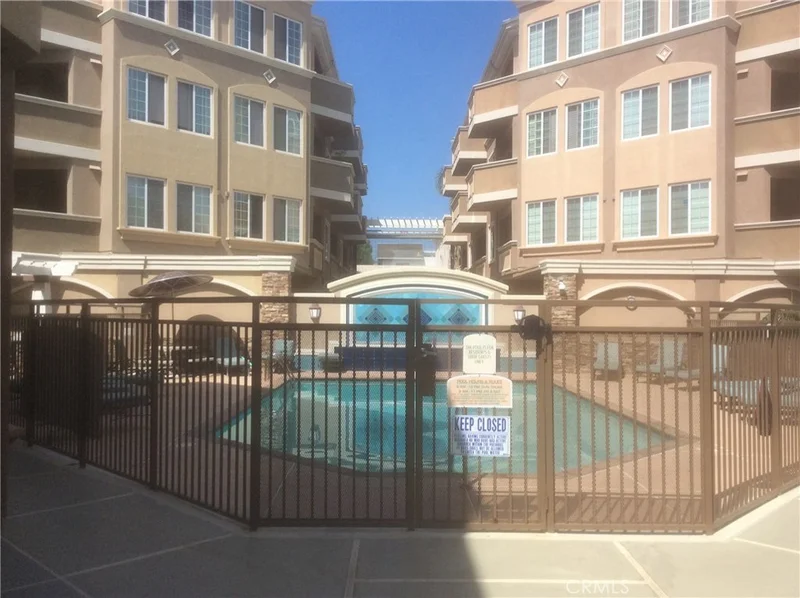 2750 Artesia #223, Redondo Beach, CA 90278