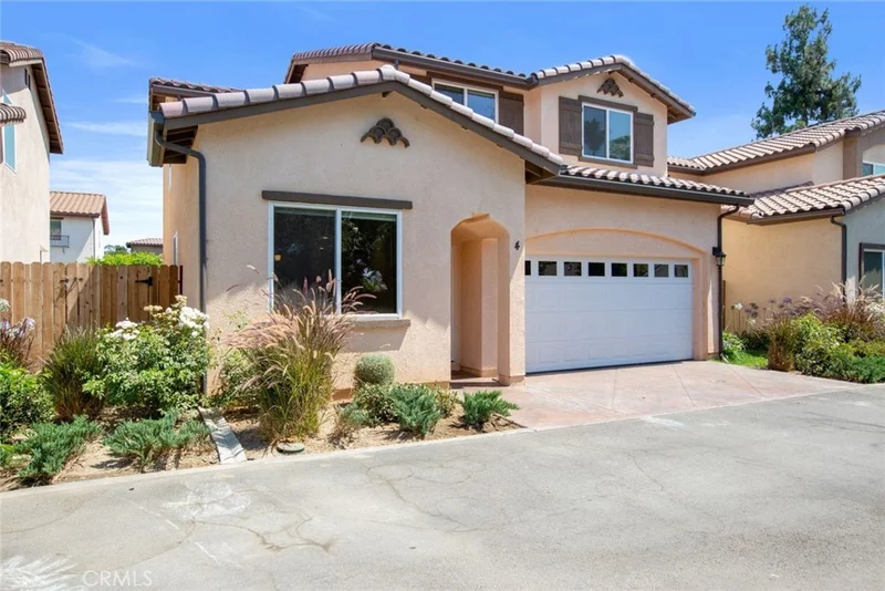 8601 Noble #4, North Hills, CA 91343