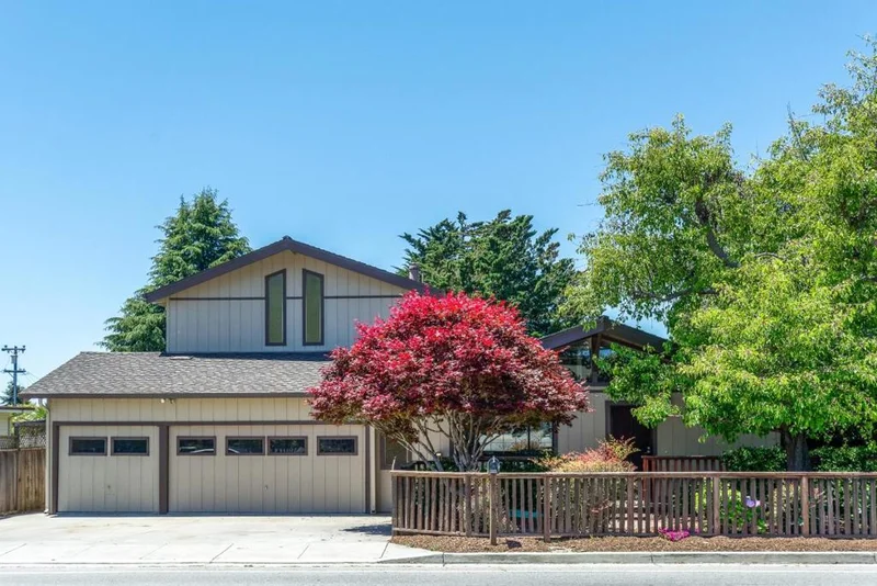 1235 30th, Santa Cruz, CA 95062