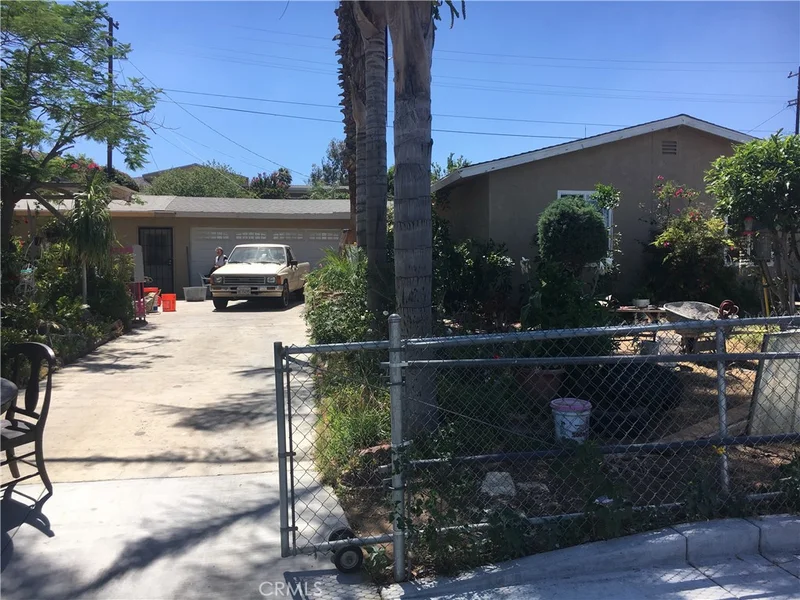 4181 Golden West, Riverside, CA 92509