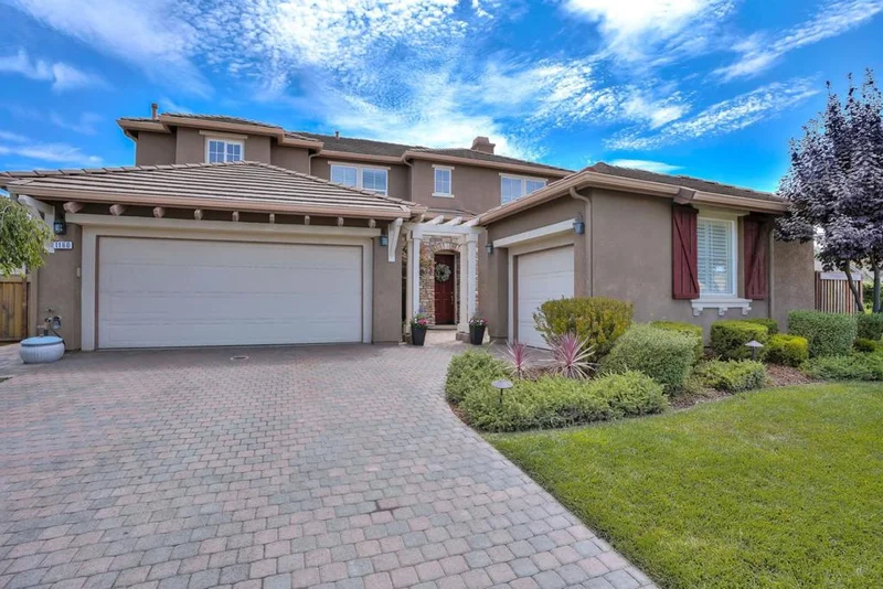 1160 Pueblo, Gilroy, CA 95020