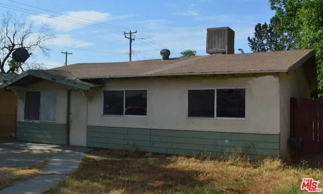 905 Vine, Bakersfield, CA 93307