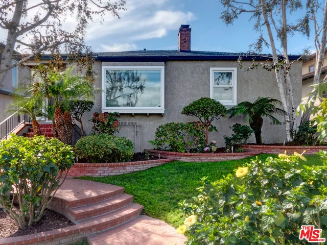 6158 77th, Los Angeles, CA 90045