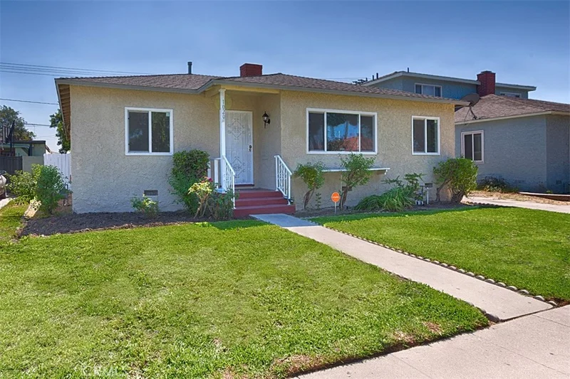 1020 Pearl, Compton, CA 90221