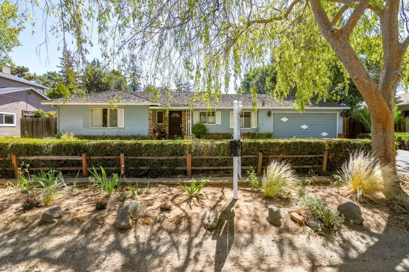 521 Patrick, Los Altos, CA 94022