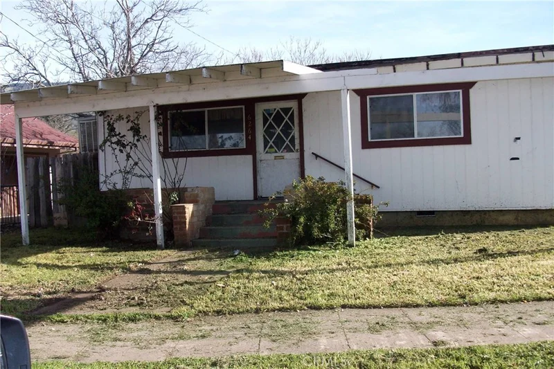 6264 Highway 20, Lucerne, CA 95458
