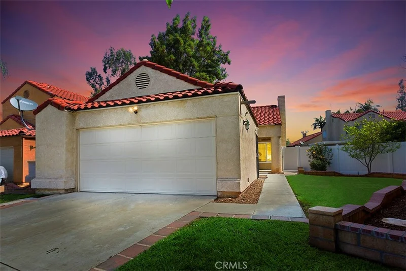 11463 Queensborough, Riverside, CA 92503