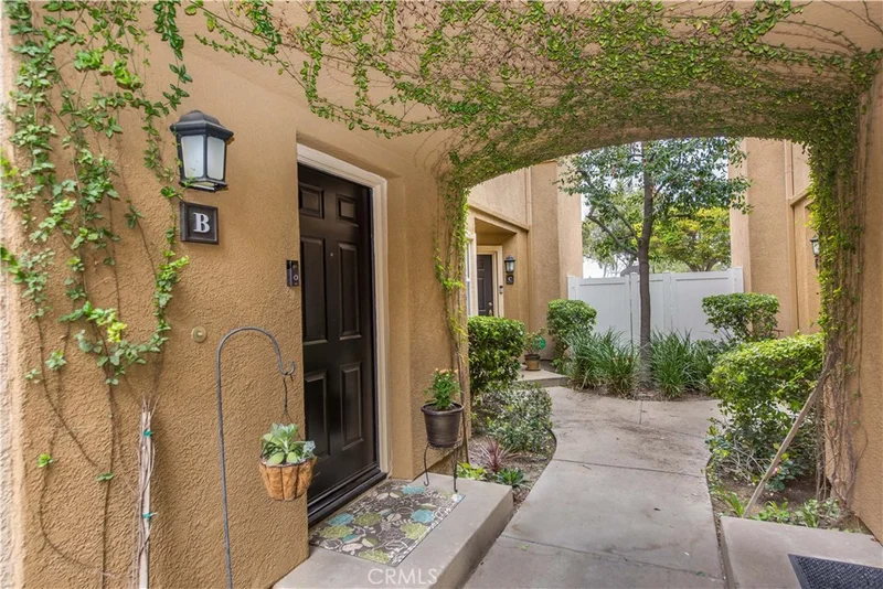 5132 Hunsford #B, Orange, CA 92867
