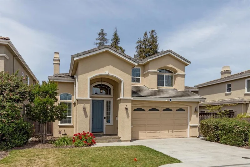 902 Pomeroy, Santa Clara, CA 95051