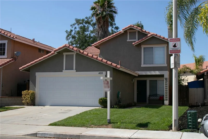 428 Feliz, Perris, CA 92571
