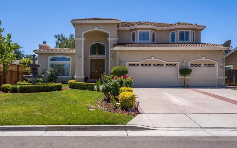 10220 Dubon, Cupertino, CA 95014