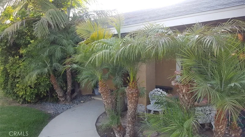 1002 Meadowview, Corona, CA 92880