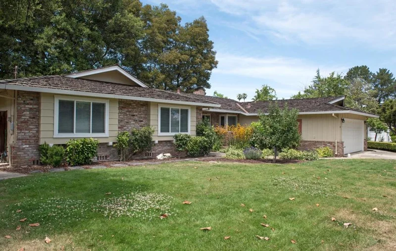 550 San Felicia, Los Altos, CA 94022