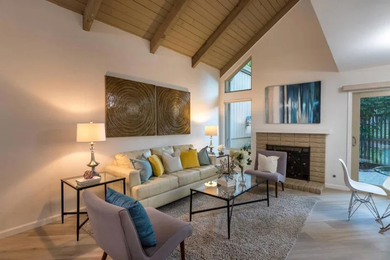 10107 Lamplighter, Cupertino, CA 95014