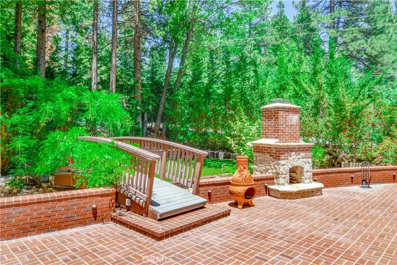 514 Riviera, Lake Arrowhead, CA 92352