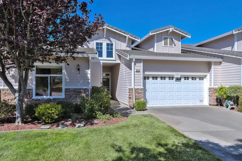 9049 Village View, San Jose, CA 95135
