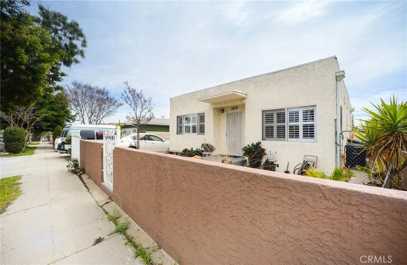 1010 O, Wilmington, CA 90744