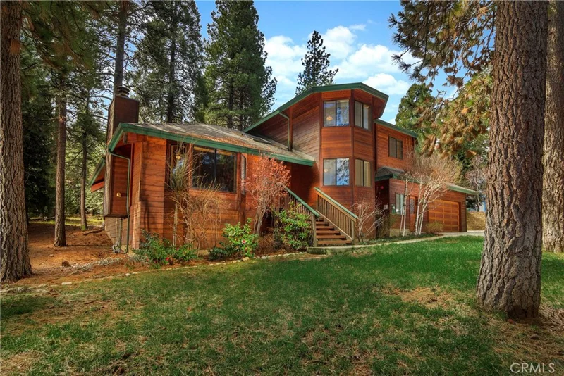 116 Pine Ridge Road, Crestline, CA 92325