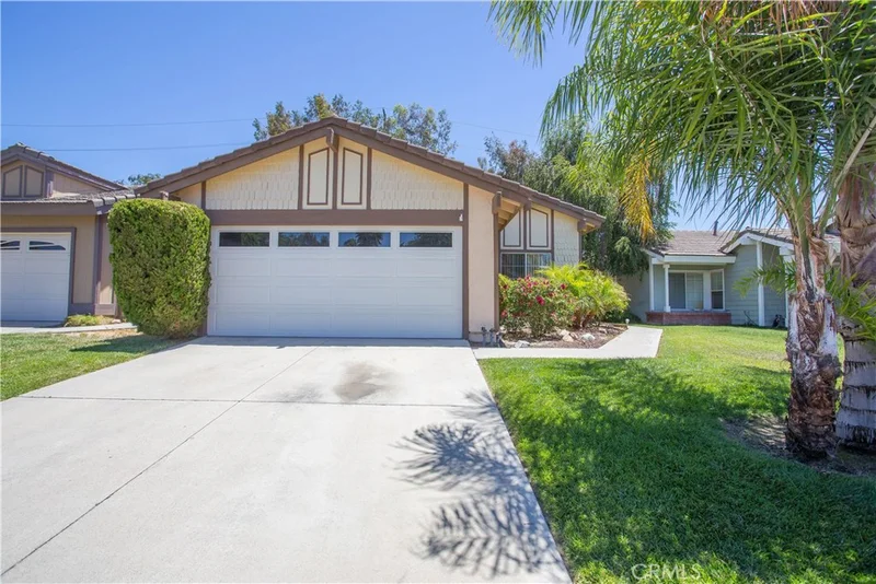42134 Teatree, Temecula, CA 92591