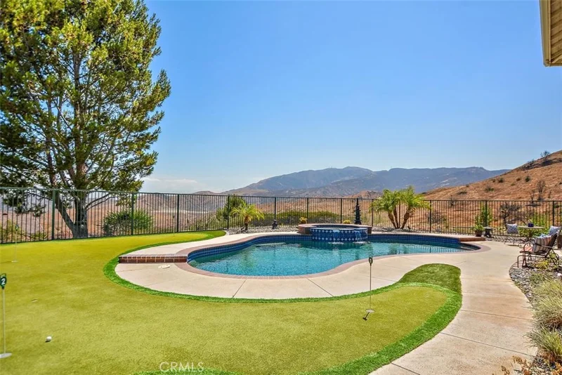 8895 Wiley, Anaheim Hills, CA 92808