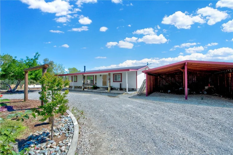 22784 Fairlie, Gerber, CA 96035